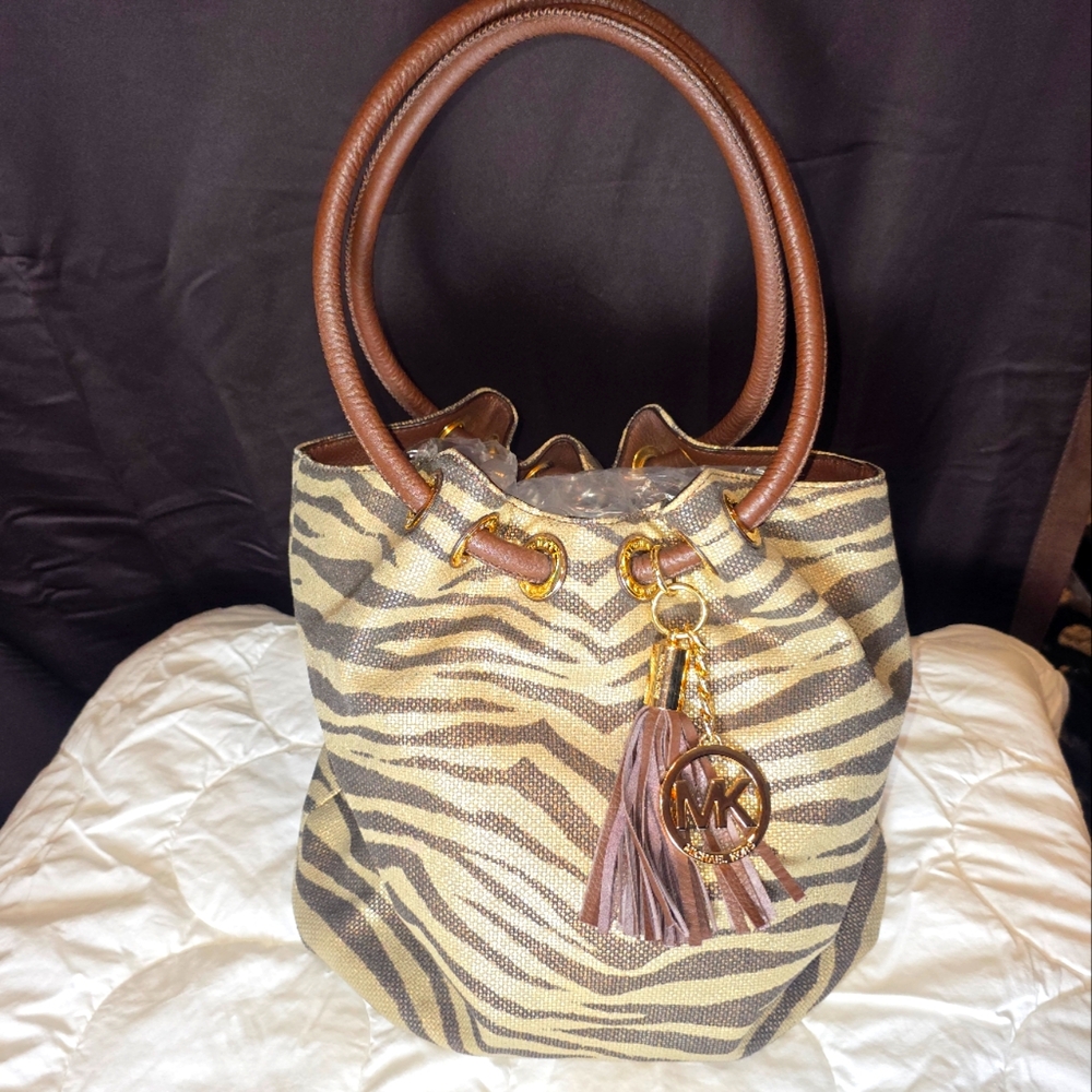 Michael Kors Animal Print Shoulder Bag Zebra Canvas Leather Handles Gold Hardwar